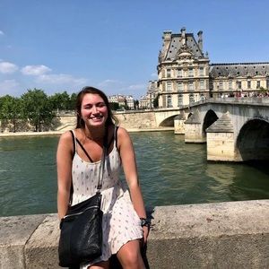 Meet your Posher, Annaka